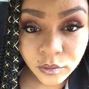 Meet your Posher, Trina